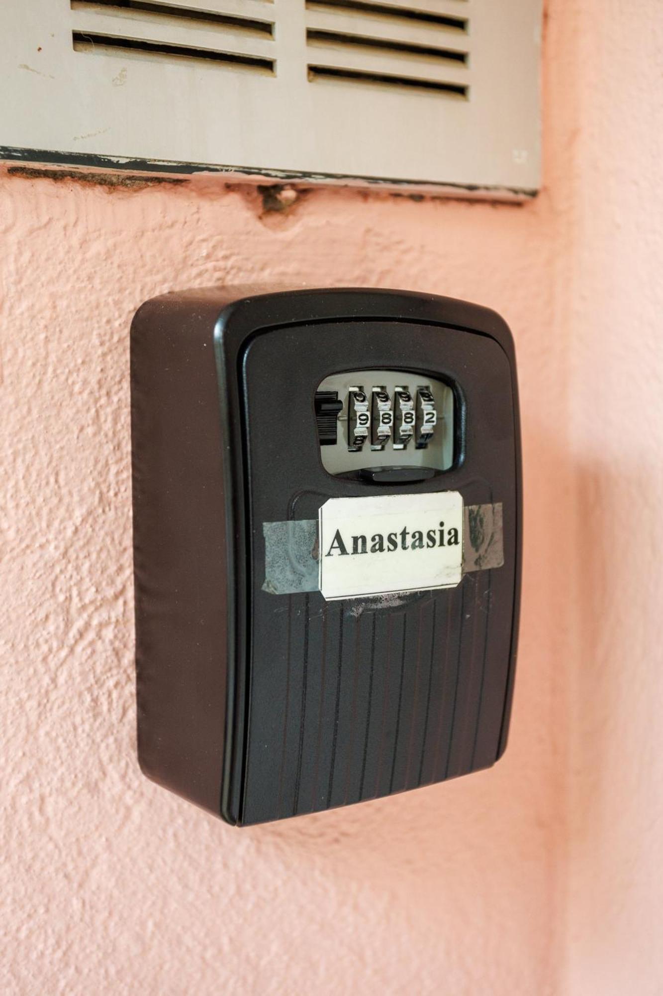 Anastasia Apartment